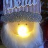 GNOMO ROSA NAVIDAD CON LUZ - Imagen 4