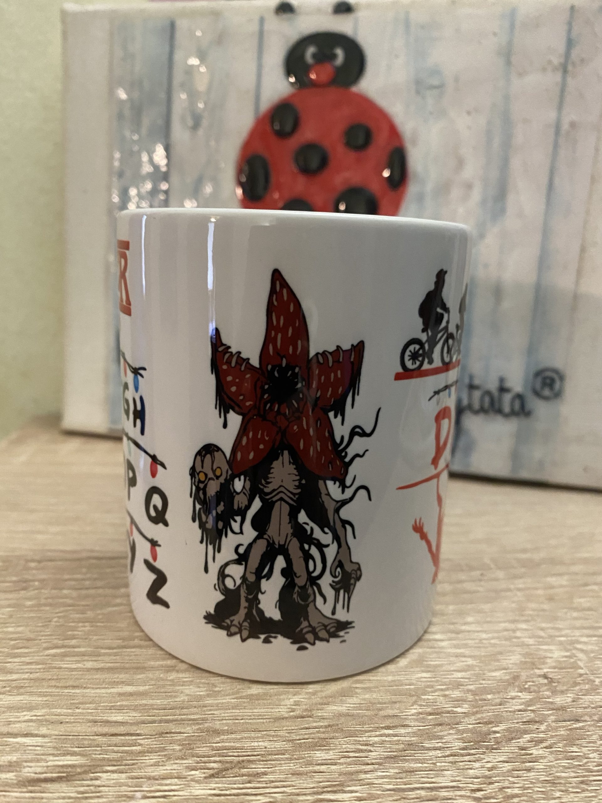 Taza Stranger Things Personalizada – Regalo Fan Serie